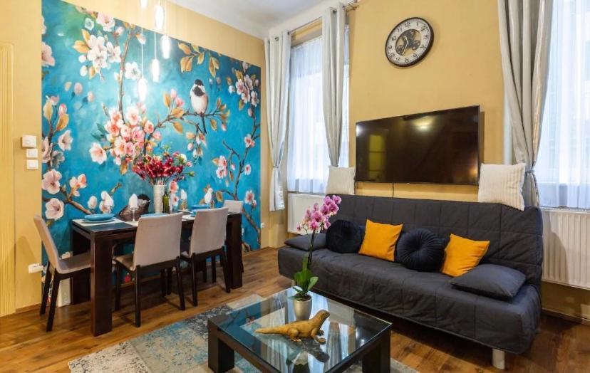Cherry Blossom Designer Apartment In The Center With Free Parking Budapesta Exterior foto