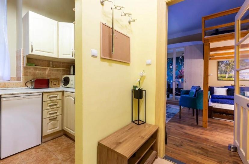 Cherry Blossom Designer Apartment In The Center With Free Parking Budapesta Exterior foto